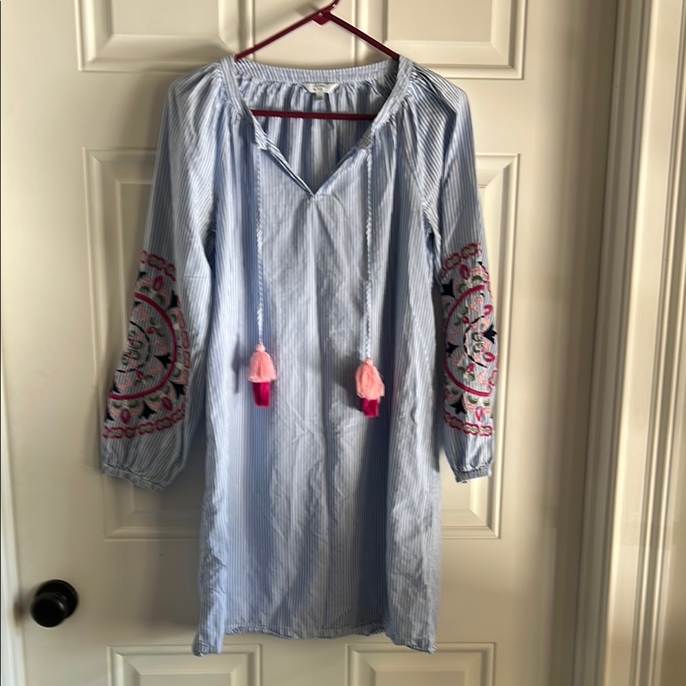 Crown & Ivy Blue Long Sleeve Sundress with V-Neck